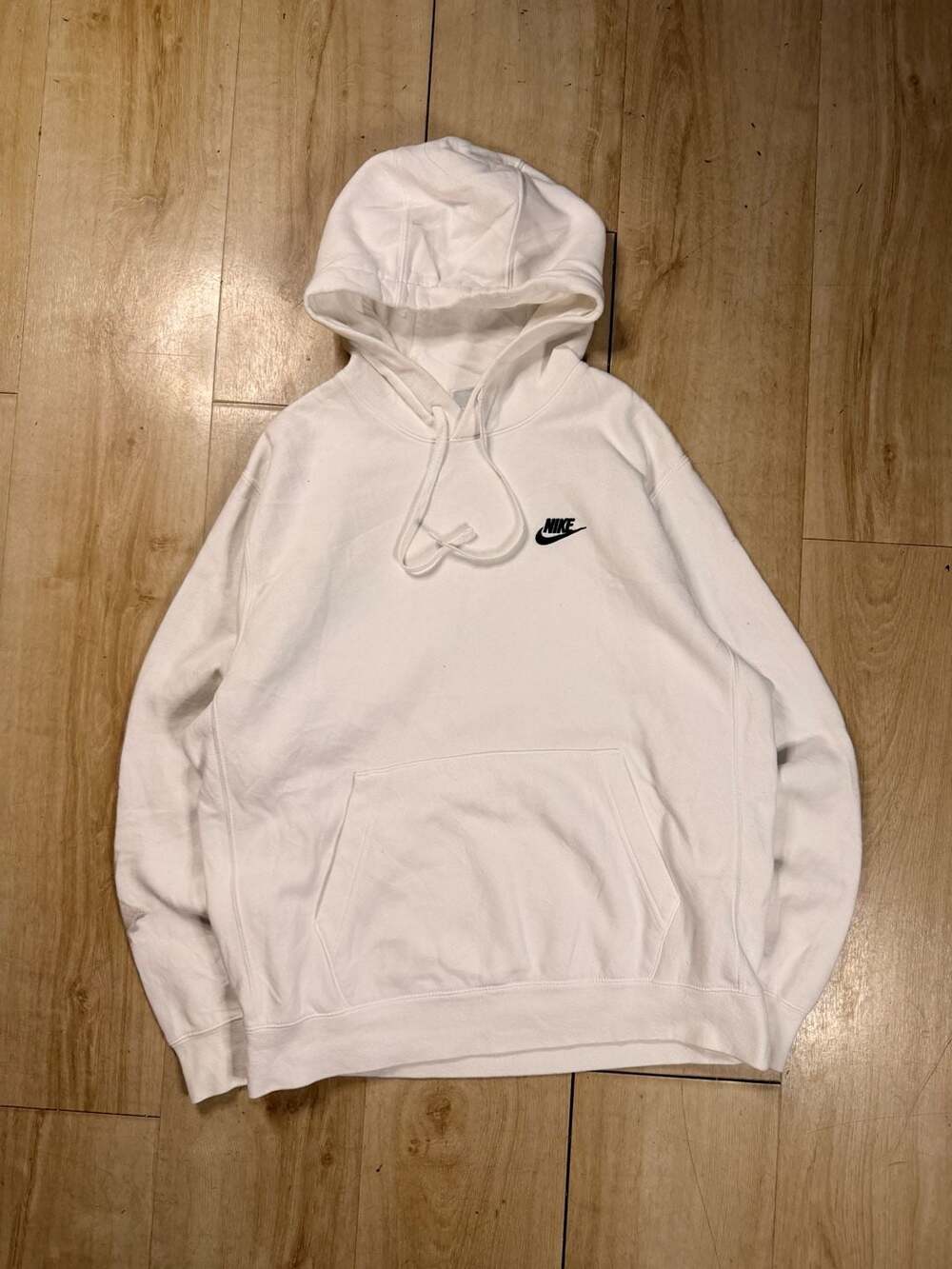 Nike Sportswear Club Fleece White & Black Hoodie